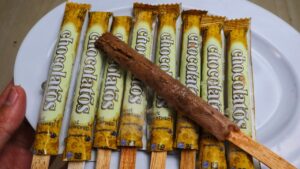 cara membuat es chocolatos wafer roll