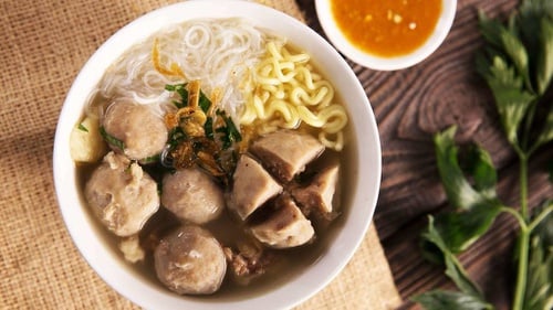 bahaya-makan-bakso-berlebihan