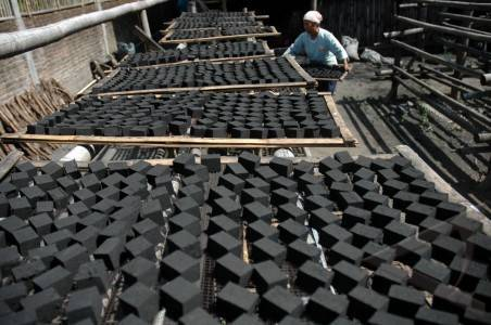 coconut charcoal briquette indonesia