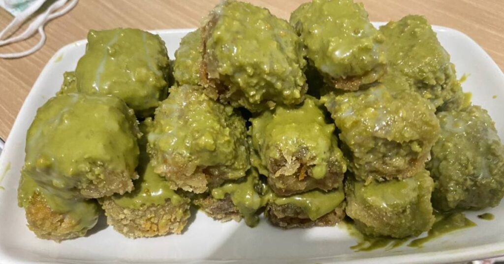 pisang matcha