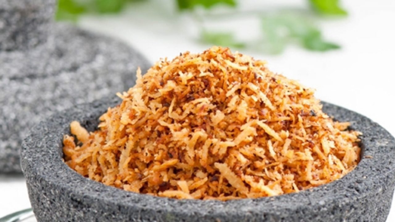 Cara Buat Serundeng Kelapa Pedas Manis