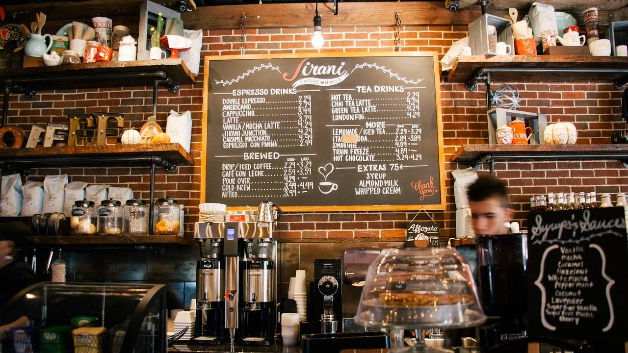 Konsep bisnis kedai kopi kekinian
