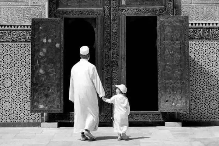 tips membentuk akhlak mulia pada anak